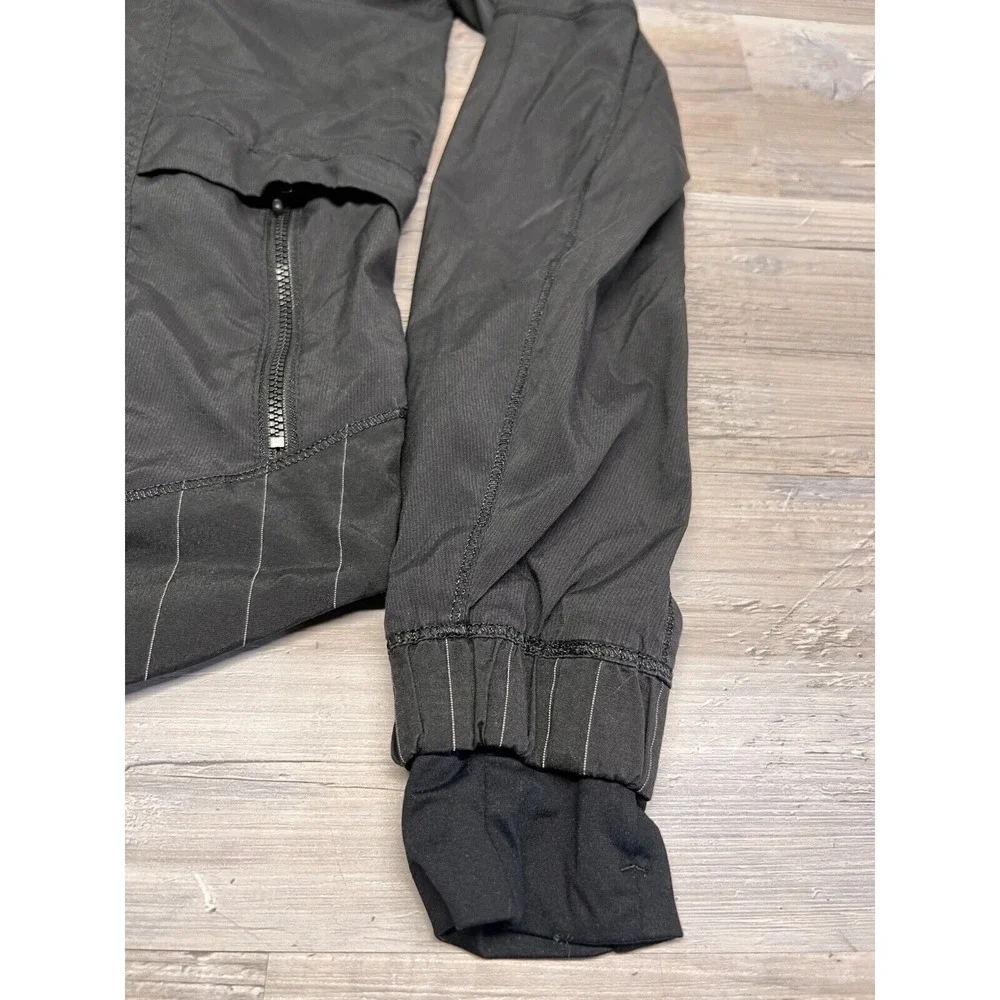 Lululemon Womens Bandit Jacket Black Size 4 Reflective Running Outerwear Hooded